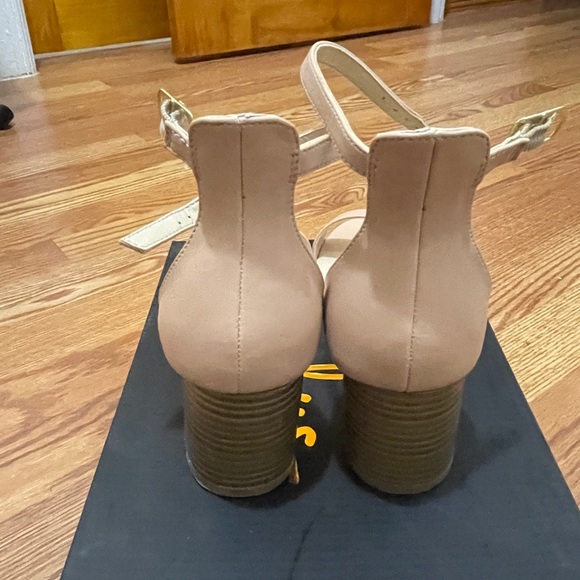 lulus harper almond heels - Picture 6 of 7